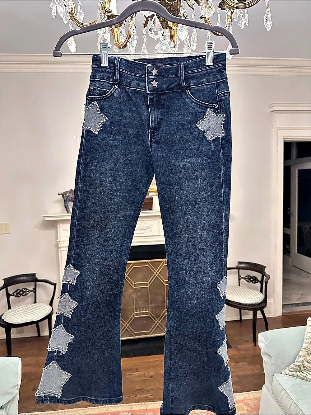 Tractr Mid Rise Star Studded Double Waistband Flare, size 8